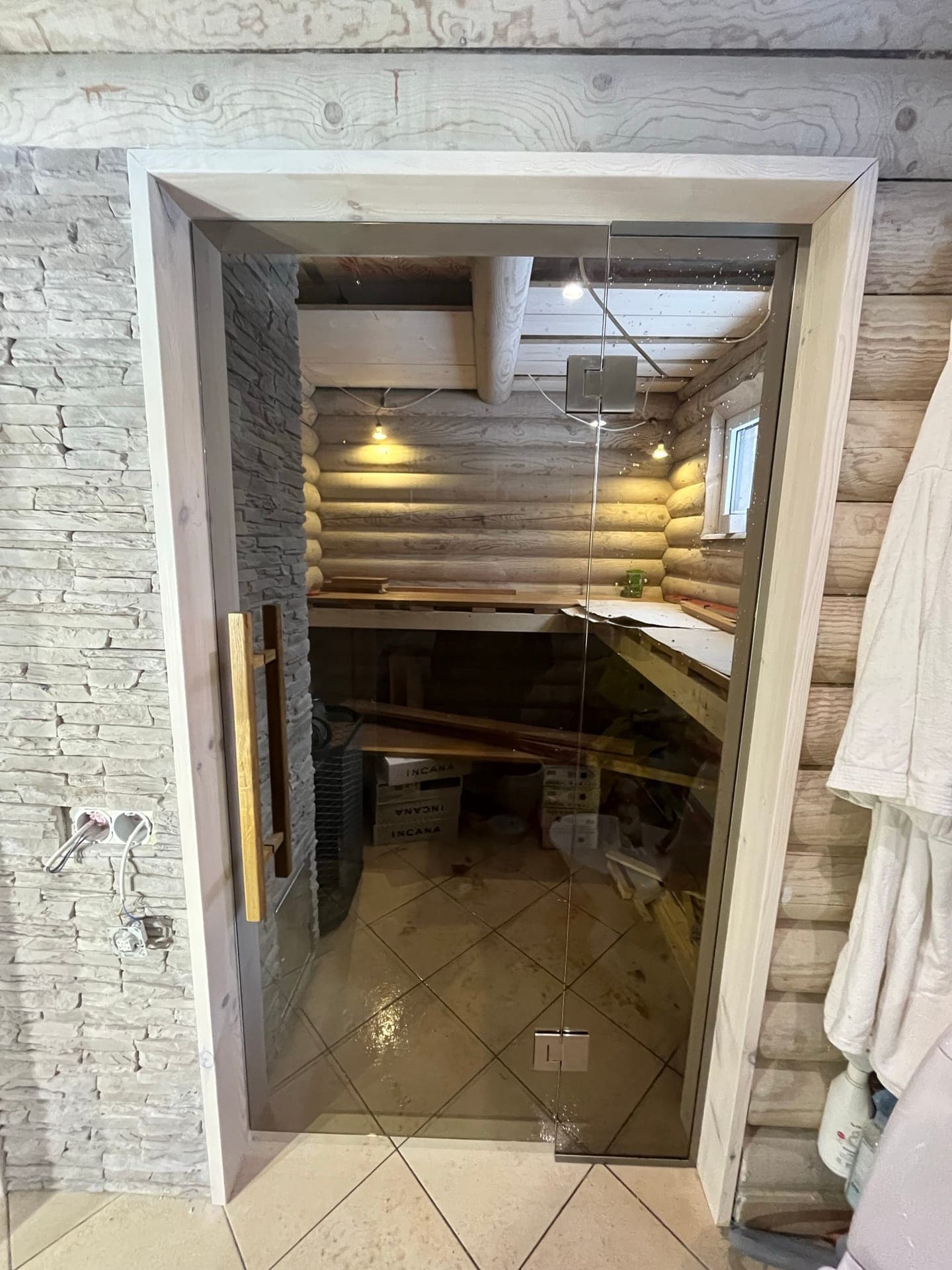 Sauna klaasuks